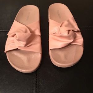 Steve Madden slides